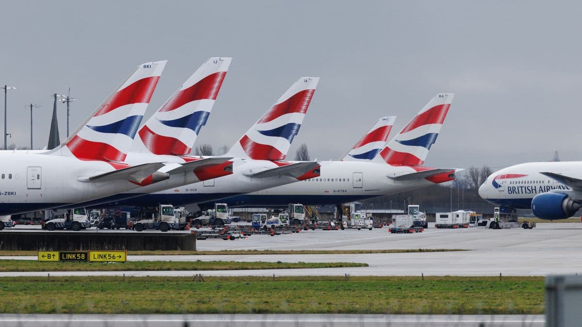 Latest Middle East flights updates including Wizz Air, TUI, British Airways and Emirates